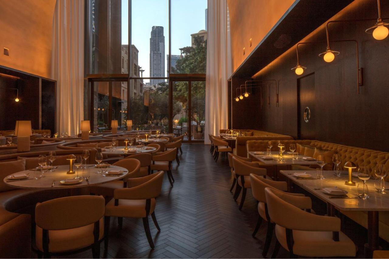 The Dubai Edition 外观 照片 Interior of the restaurant