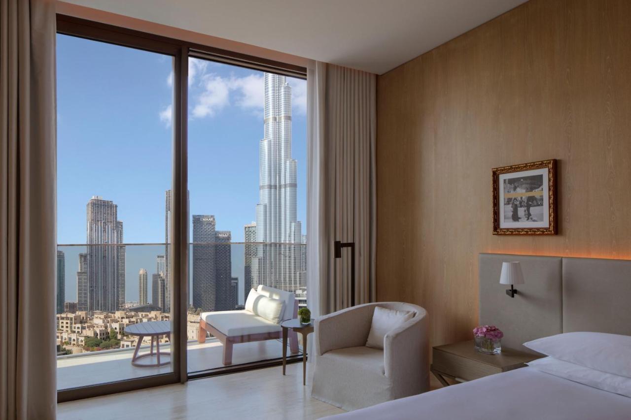 The Dubai Edition 外观 照片 A guest room at the Address Downtown Dubai