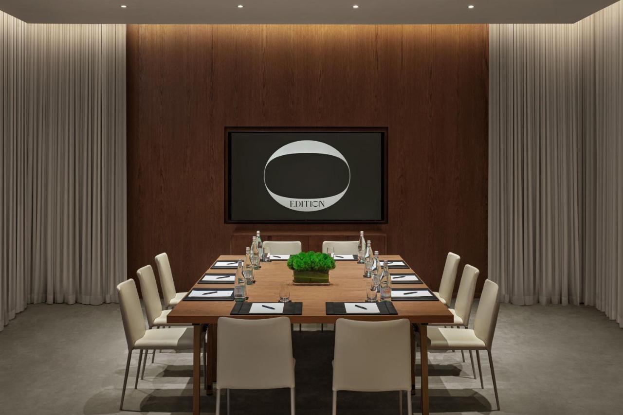 The Dubai Edition 外观 照片 The meeting room of the UNWTO headquarters