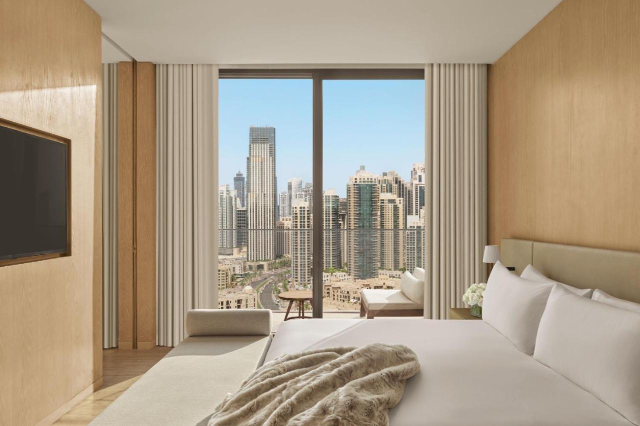 The Dubai Edition 外观 照片 A bedroom at the hotel