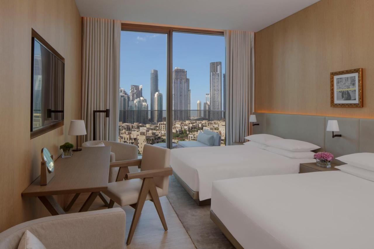 The Dubai Edition 外观 照片 A guest room at the hotel