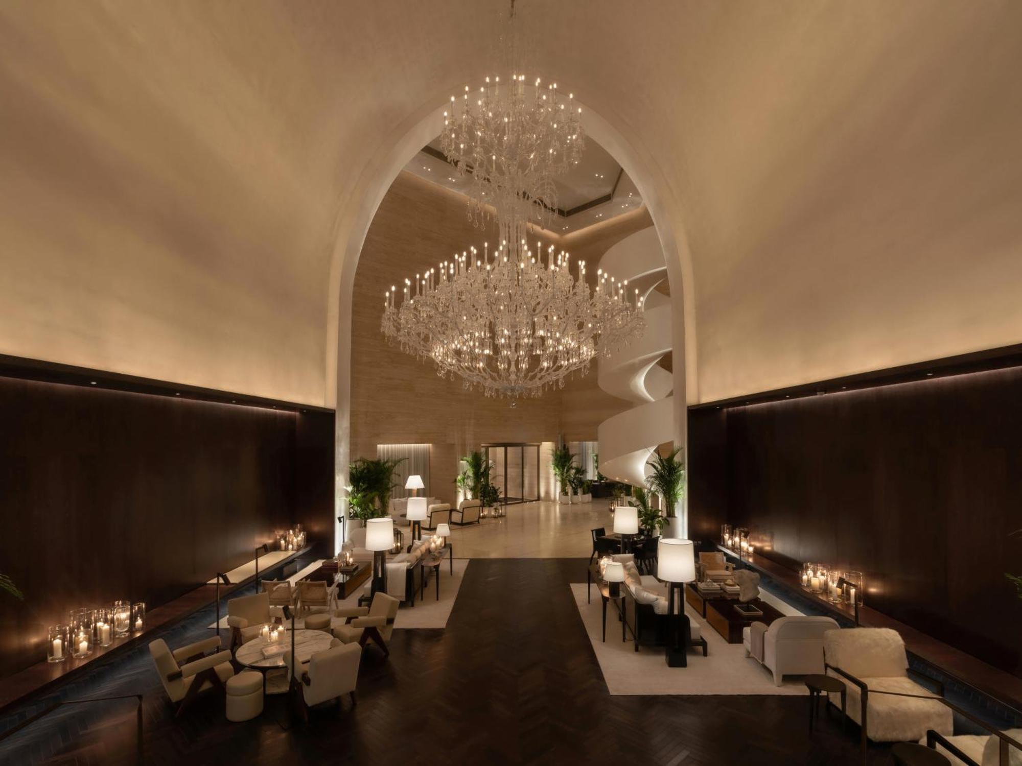 The Dubai Edition 外观 照片 The lobby of the Ritz-Carlton, Dubai